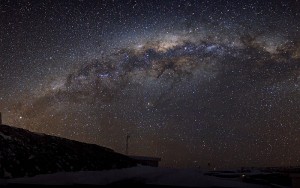 800px-stars_circle_over_the_residencia_at_cerro_paranal_wallpaper