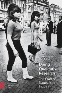 Doing qualitative research : the craft of naturalistic inquiry